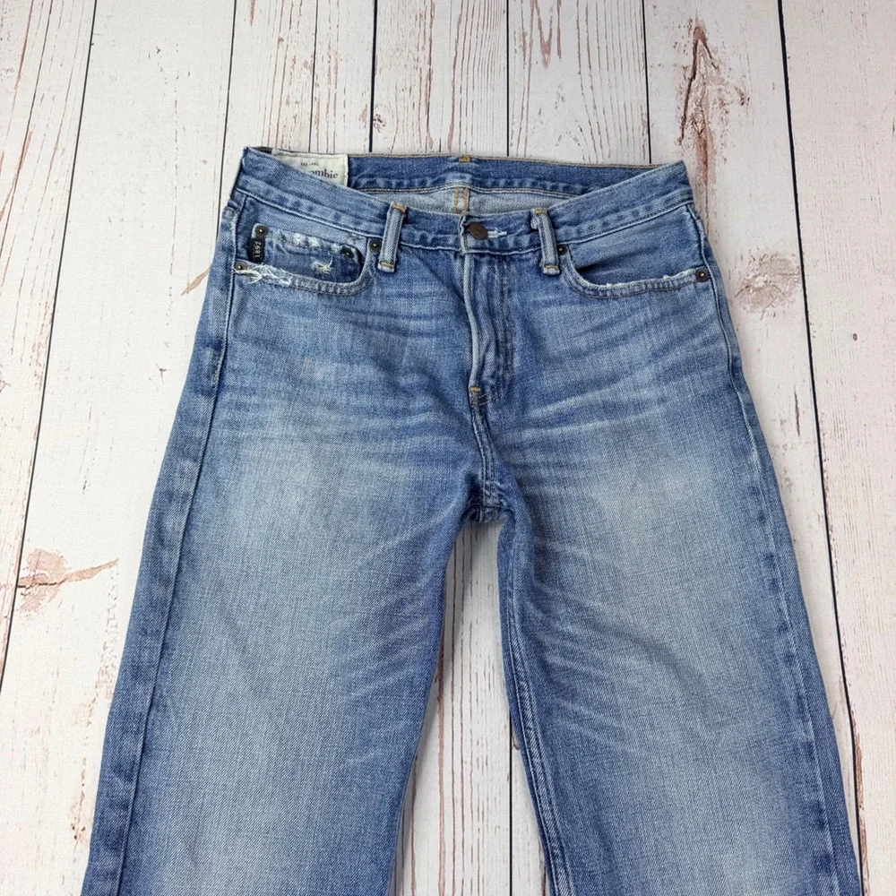 Abercrombie Kids Classic Straight Leg Jeans Light Wash Denim Size 16
